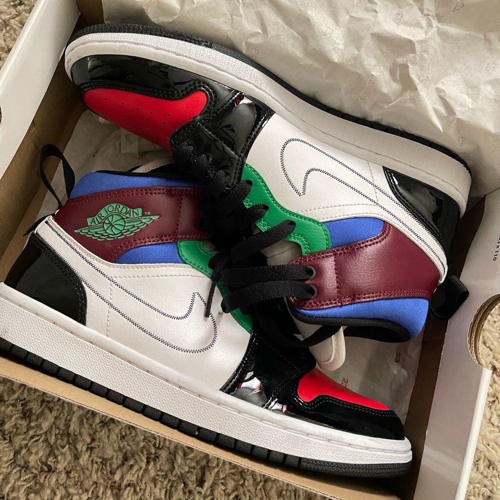Women’s Air Jordan 1 Mid SE Multi-Color